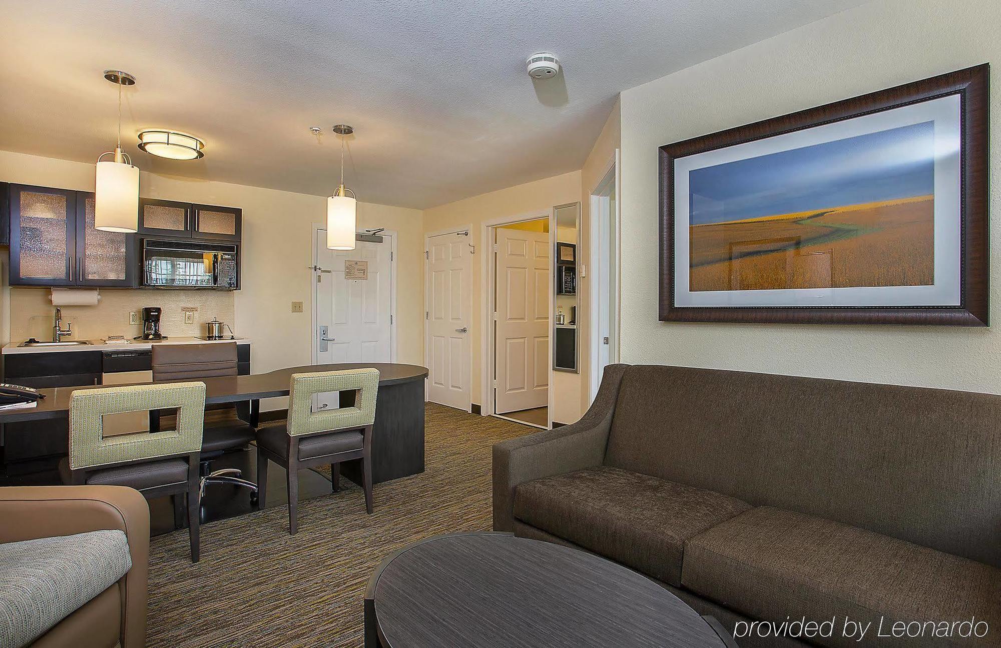 Candlewood Suites Louisville Airport By Ihg Exterior foto