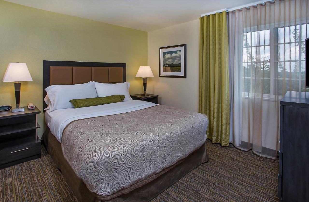 Candlewood Suites Louisville Airport By Ihg Exterior foto